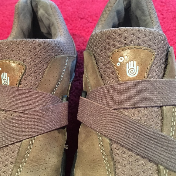 Teva Walking Shoe - Picture 4 of 7